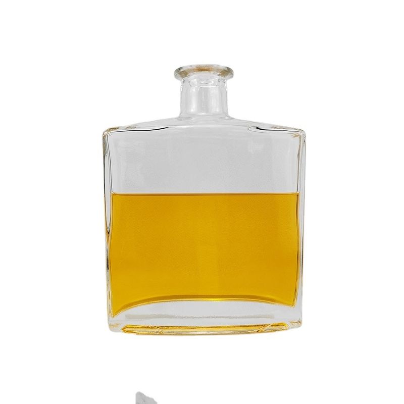 Flat Square Whiskey Vodka Rum Tequila Gin Spirits Glass Bottle with Cork Sealing Type